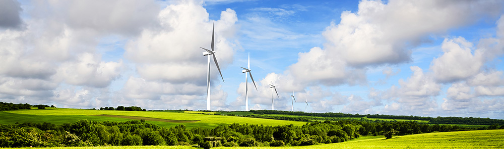 Windmolens in het veld