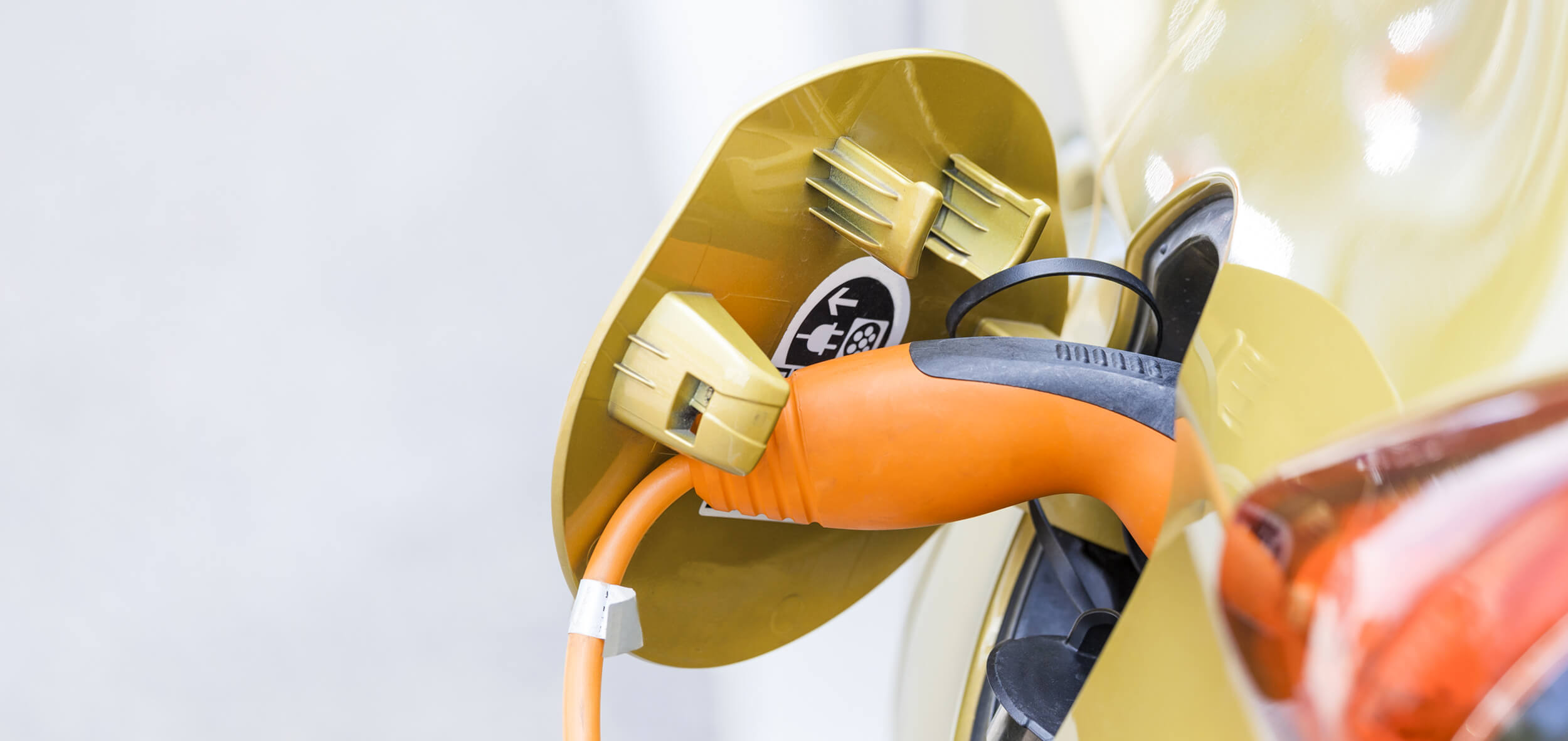 Het opladen van een elektrische auto