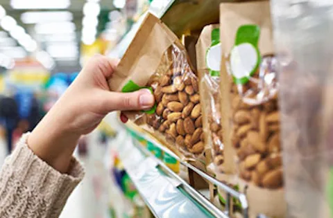 Wat is belangrijk voor consumenten bij het kopen van voedsel- en drankproducten?